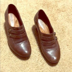 Cobb Heel by New Balance shoes